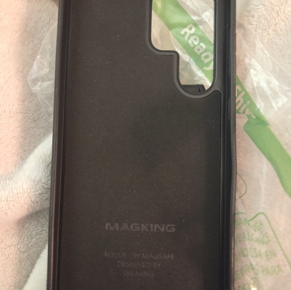 Phone case - Picture 9 of 9